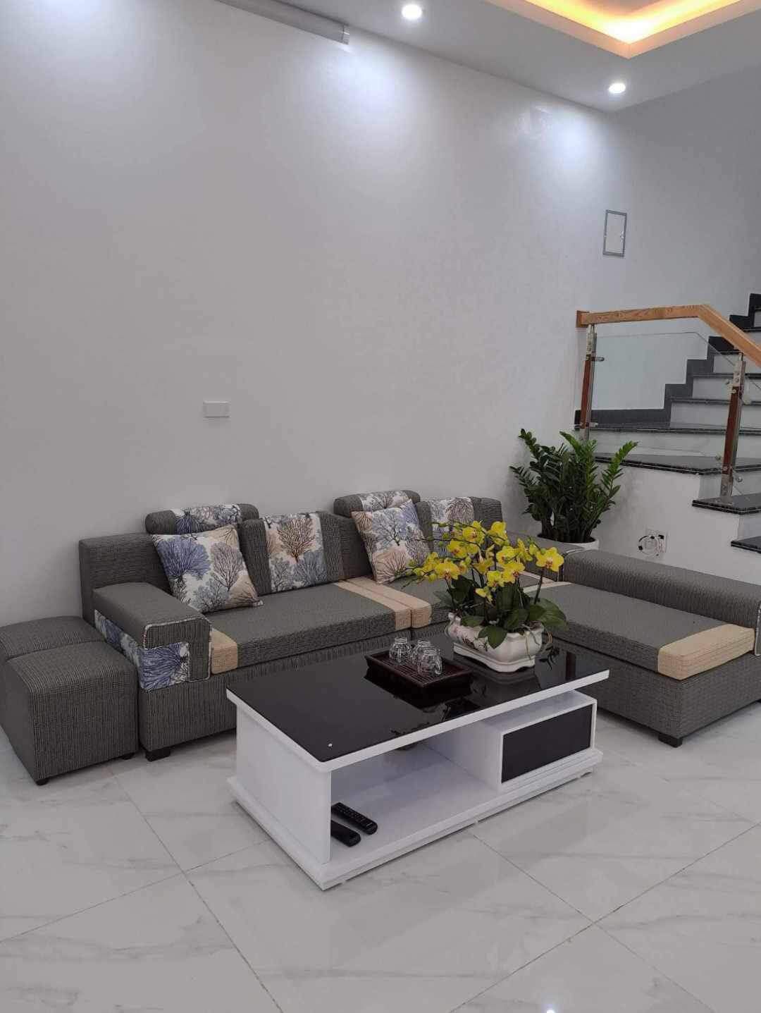 Nếu có ý định mua sofa giá rẻ nên tìm hiểu kỹ trước khi mua để chọn được mẫu sofa tốt chất lượng.