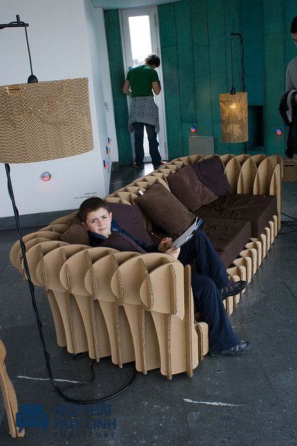 Sử dụng sofa làm từ bìa cát tông chú ý điều gì?